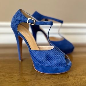Blugirl Blumarine Textured Blue Suede Platform T-Strap Sandals Size 7.5 (38.5)